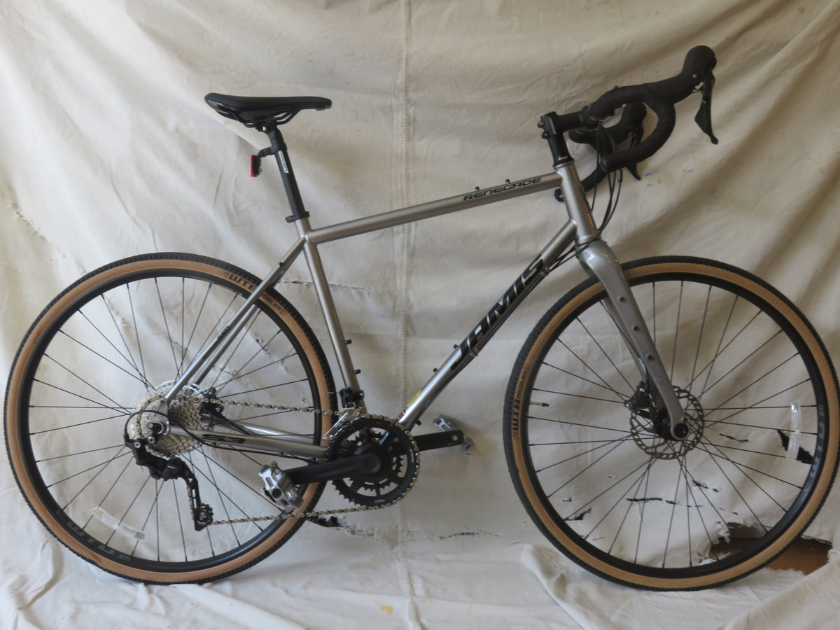 Jamis Renegade S3 – BoulevardBikes