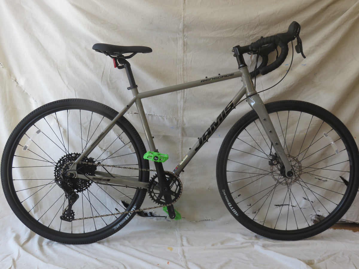 Jamis Renegade S4 – BoulevardBikes