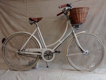 Load image into Gallery viewer, Pashley Britannia