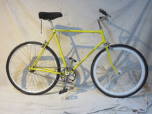 Load image into Gallery viewer, Schwinn Varsity Single Speed w/ BullMoose bars 60cm
